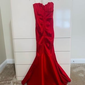 Juno Red Mermaid Prom Gown